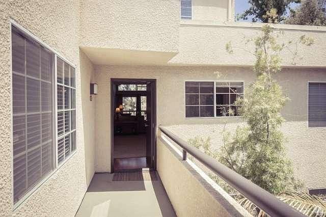 1st image of 5515 Canoga Ave APT 303