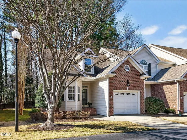 271 Harbor Creek Dr, Cary, NC 27511