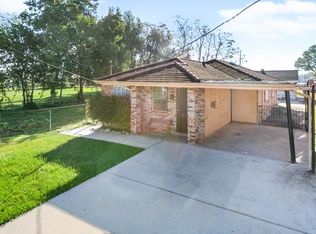 6036 Kuebel Dr, New Orleans, LA 70126