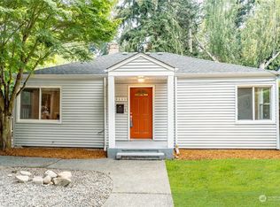 8433 35th Ave SW, Seattle, WA 98126