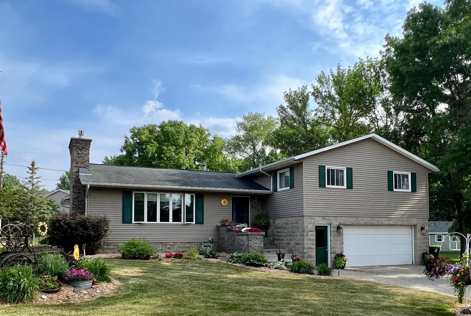 841 Pleasant Ave, Zumbrota, MN 55992 MLS 6387712 Zillow