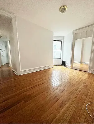 Rented by BRICK & GALO REALTY CORP | media 4