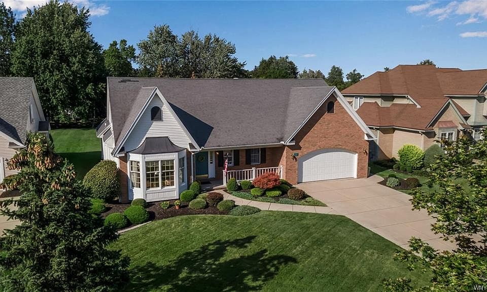 1st image of 132 Valley Brook Ln