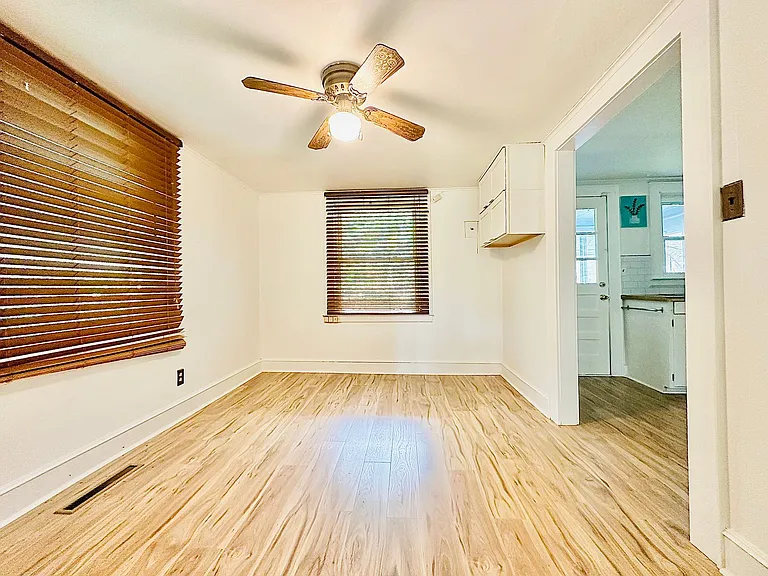 2716 Fawn Ave — Photo 18