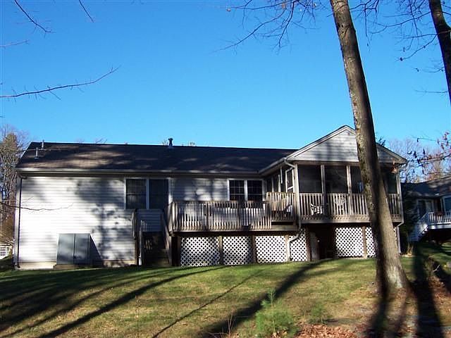 2nd image of 10 Glasgow Cir