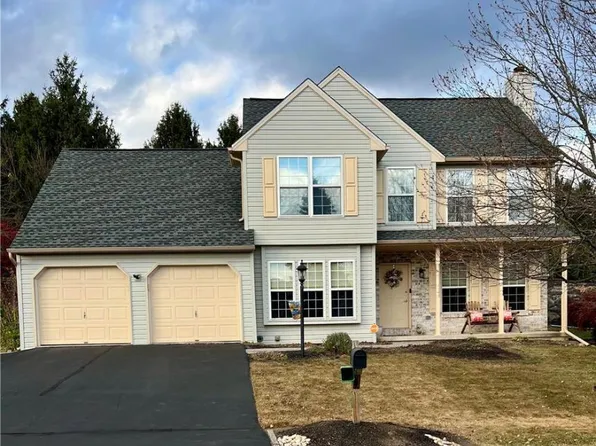 8331 Countryside Ln, Fogelsville, PA 18051