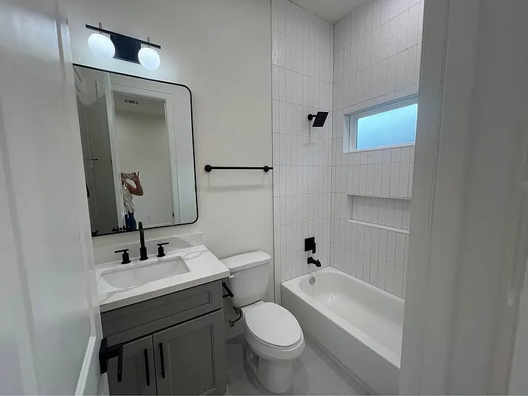 Bedroom 2 bathroom