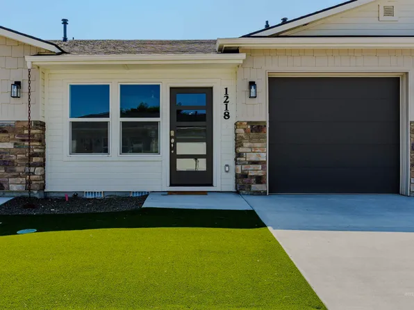 1218 Phillips Cir, Ontario, OR 97914