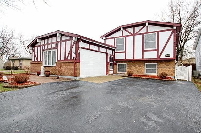 1st image of 144 Oak Knoll Dr