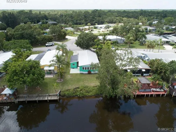 251 SE Paradise Pl, Stuart, FL 34997