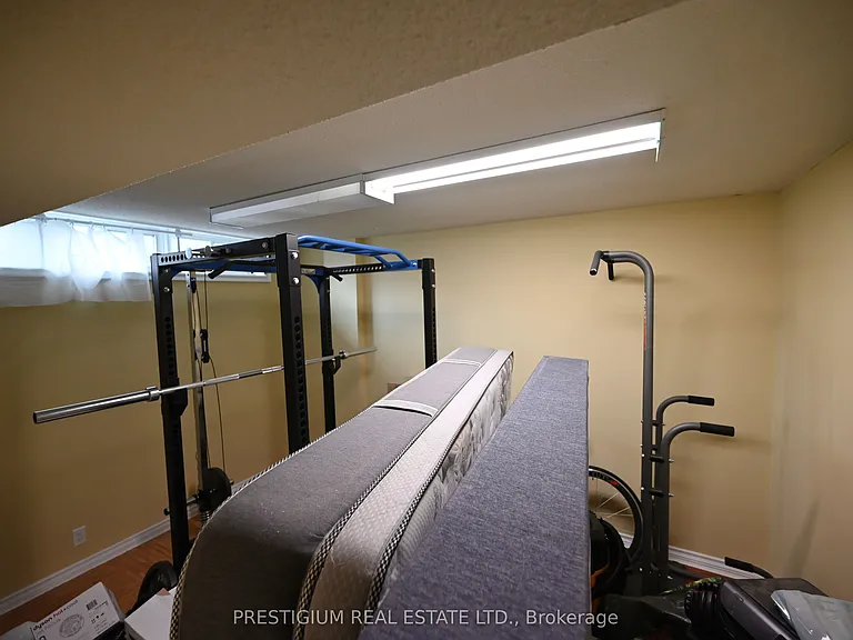 1412 Islington Ave #BASEMENT — Photo 15