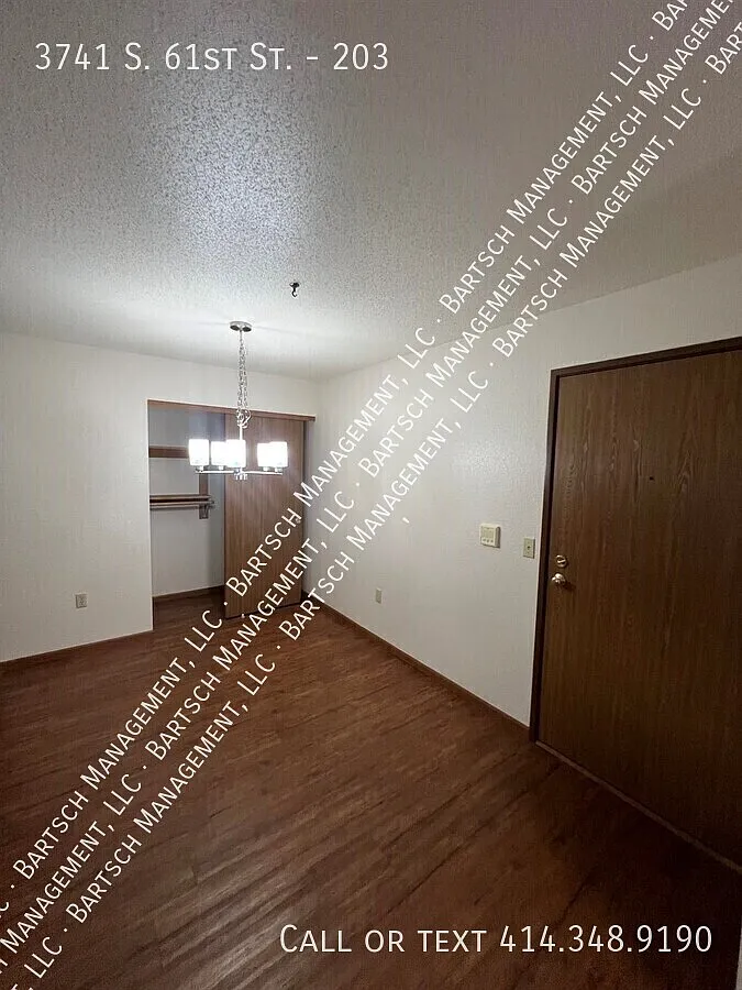 2 bed, $1,395 — Photo 3