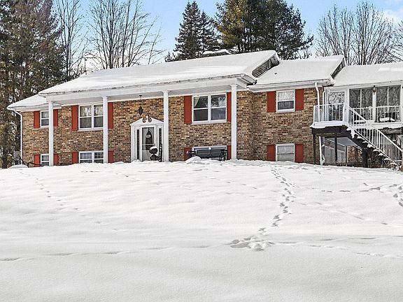 3rd image of 14763 Stone Jug Rd