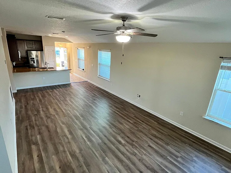 7067 Emsley Cir — Photo 6