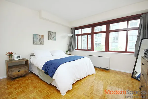Rented by Modern Spaces | media 10