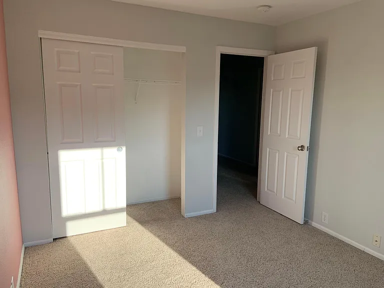 138 Foxglove Dr — Photo 10