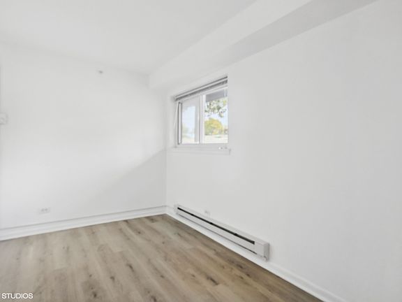 4th image of 1905 W Hatherleigh Ct N #1C