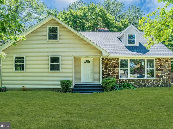 211 Georgetown Wrightstown Rd, Wrightstown, NJ 08562