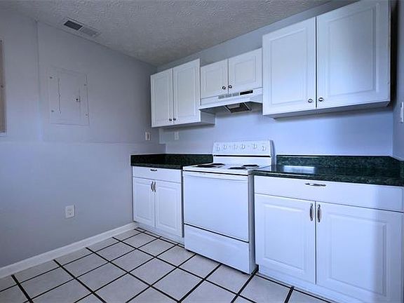 4th image of 2752 Mamie Ln #Basement