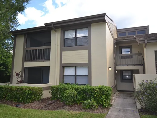 226 Woodlake Wynde, Oldsmar, FL