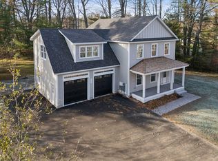 4 Millstone Ln, Kennebunk, ME 04043