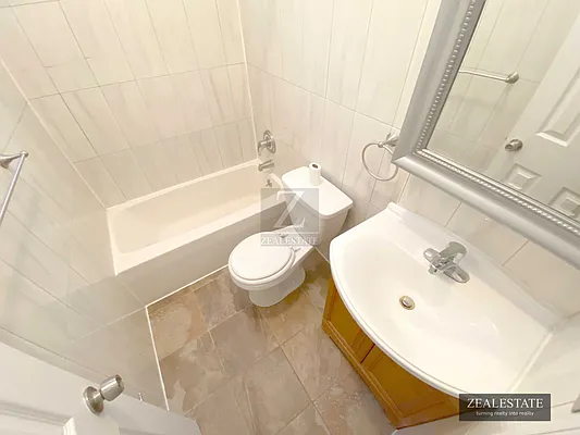 Rented by ZealEstate Group Inc | media 26