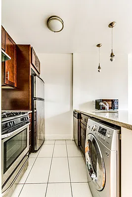 Rented by Compass | media 22