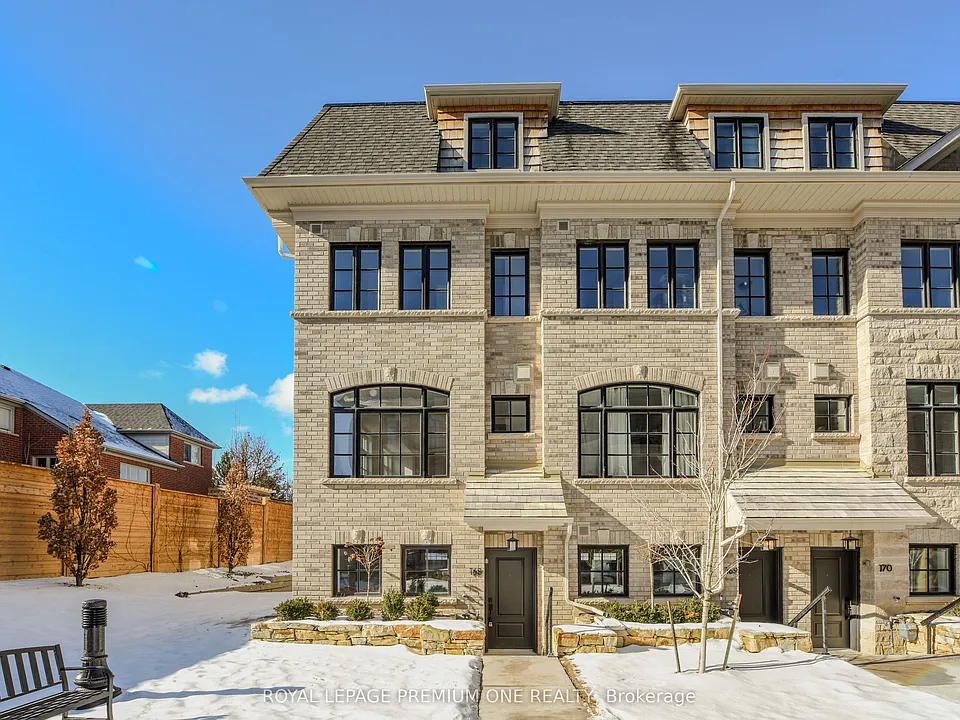 56 Lunar Cres #168