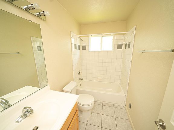 5th image of 2600 C St
