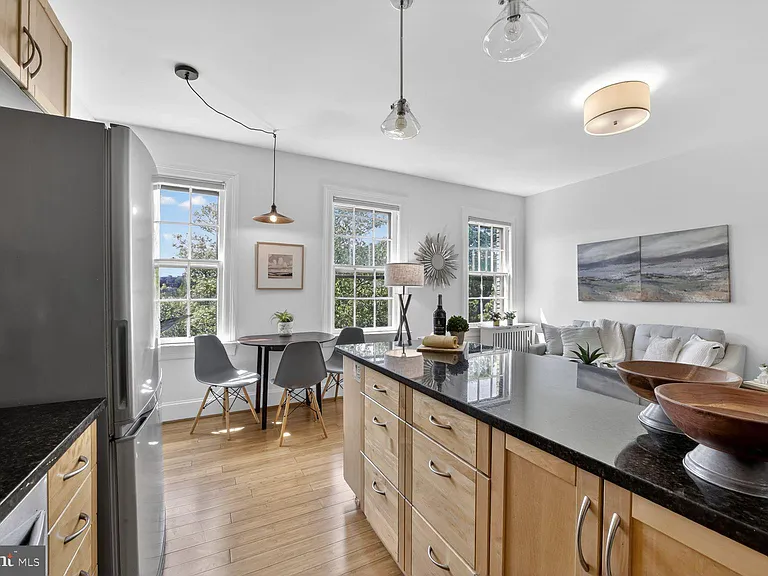 2707 Adams Mill Rd NW #400 — Photo 14