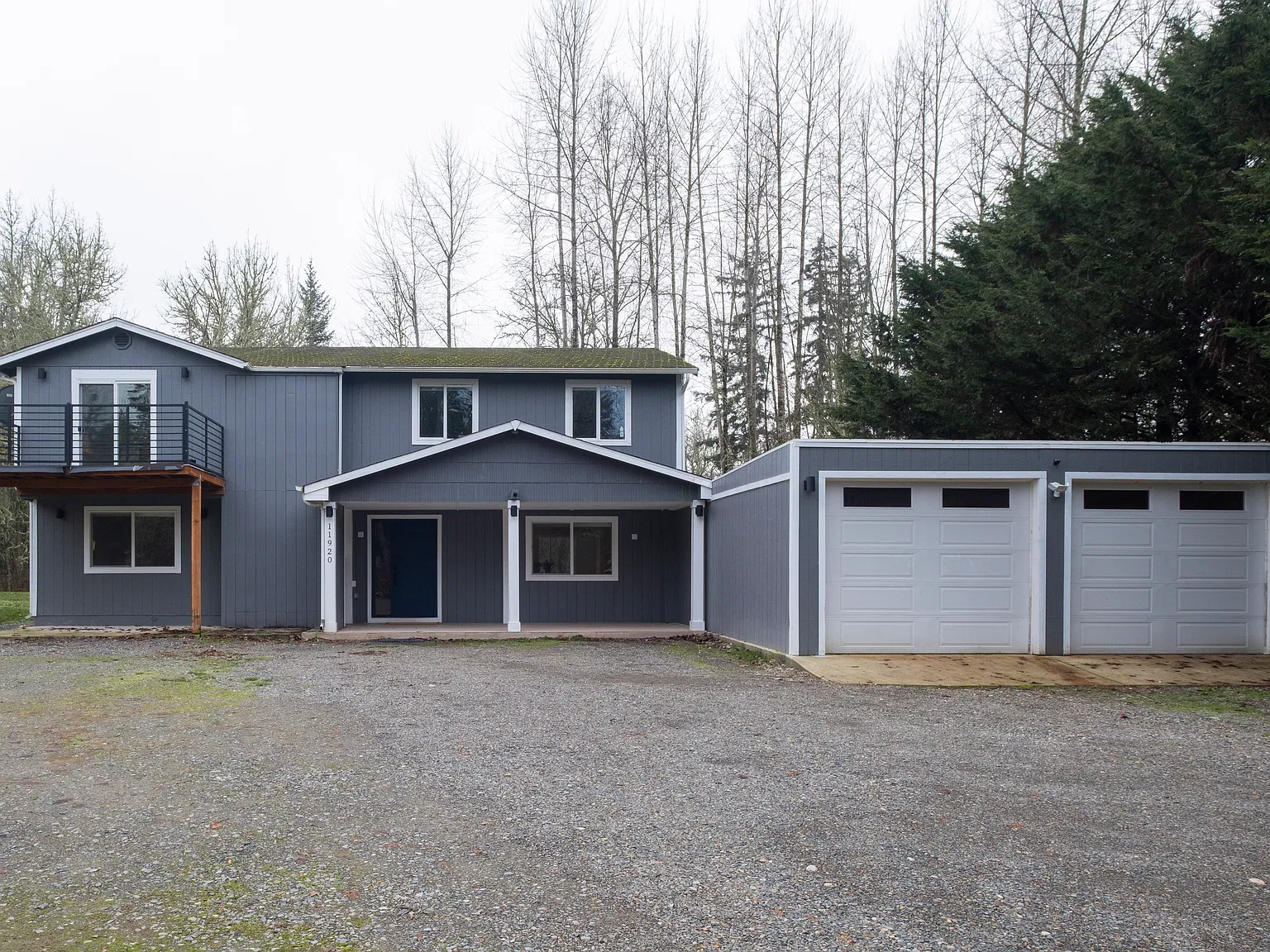 5 bed, 2500 sqft, $4,200 — Photo 2