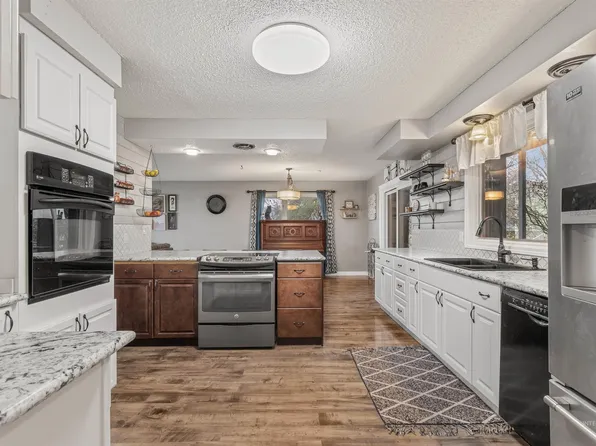 211 Karin Ct, Lewiston, ID 83501