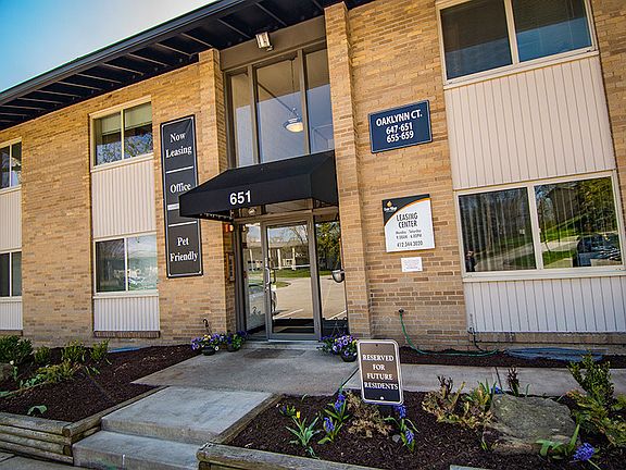 Crane Village Apartments Leasing Office 01