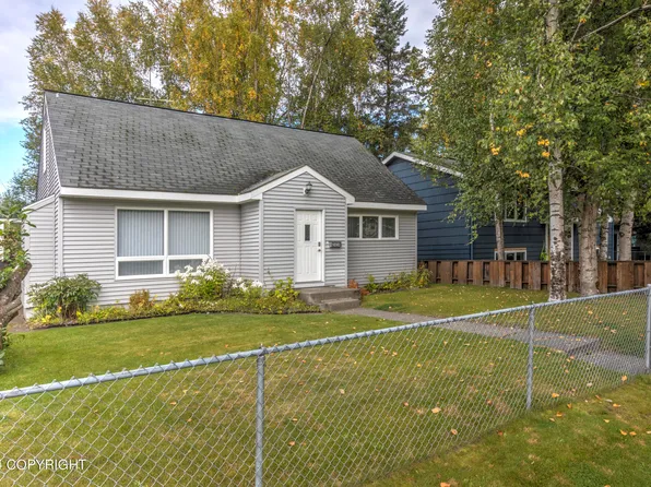 2434 Redwood St, Anchorage, AK 99508