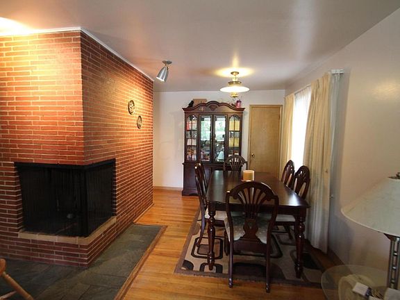 5th image of 1343 Pierce Ave