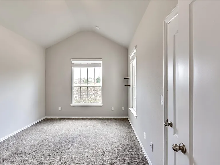 505 Palmilla St — Photo 21