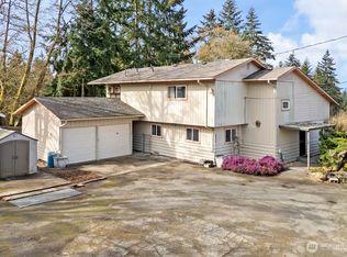 833 S Dash Point Rd, Federal Way, WA 98003