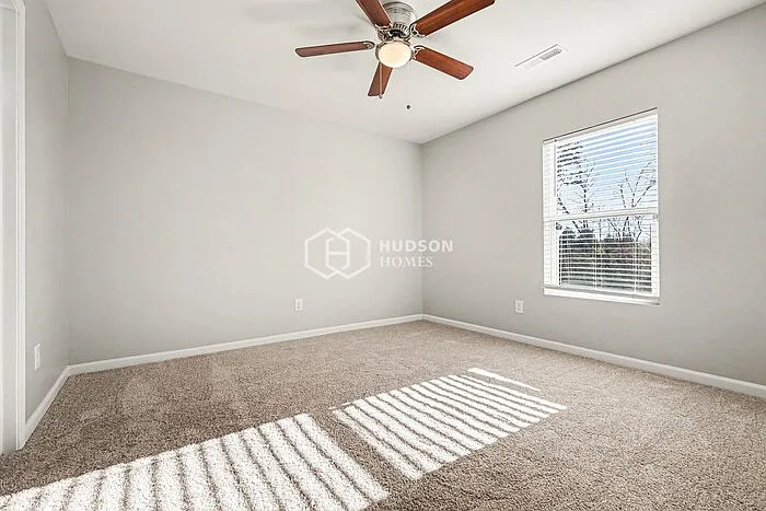 153 Autumn Woods Dr — Photo 8