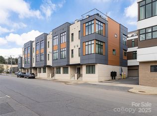 14 Bauhaus Ct, Asheville, NC 28801