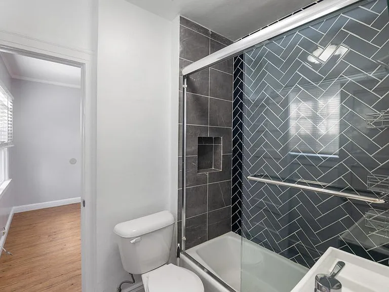1453 W 37th Dr #1453 — Photo 12