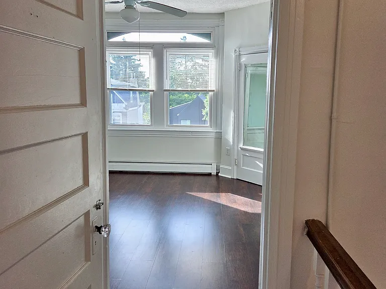 119 W Mount Pleasant Ave #3 — Photo 11
