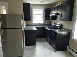 182 Mount Hope Ave APT 2, Bristol, RI 02809