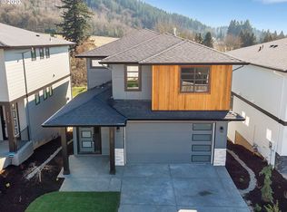 3242 SW 43rd St, Gresham, OR 97080