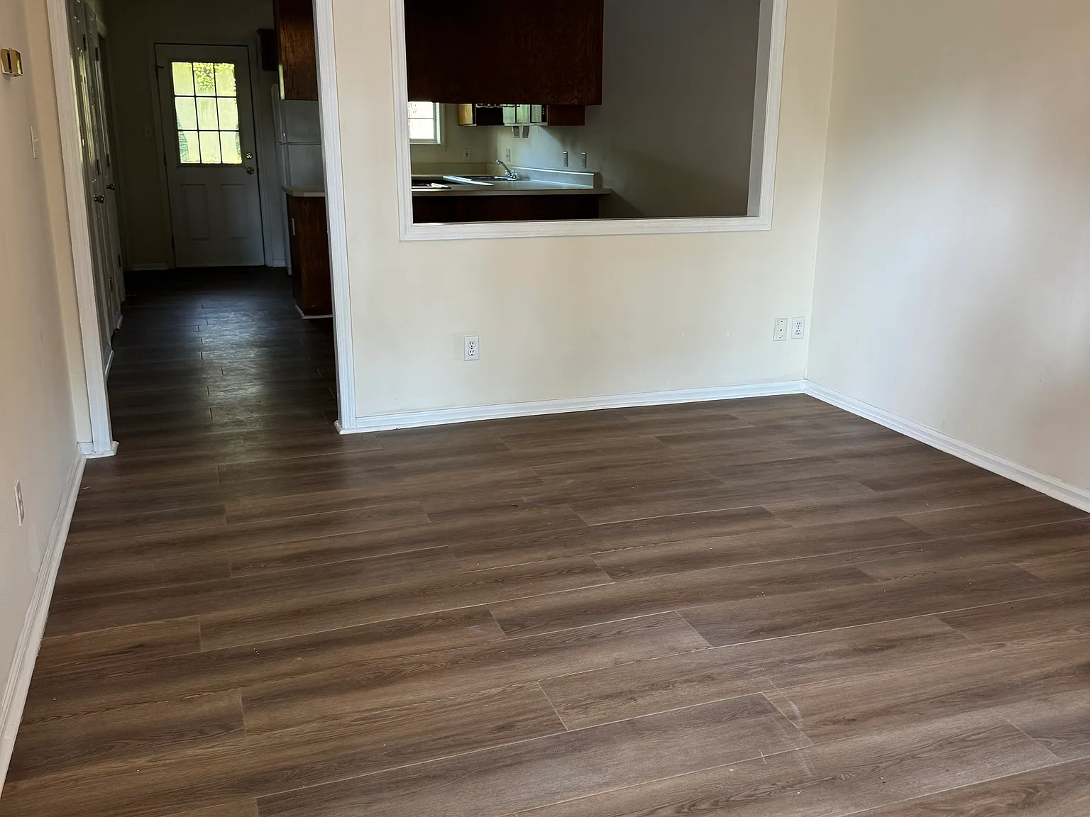 1406 Sustella Ave — Photo 2