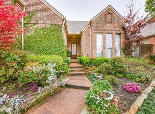 2 Carmarthen Ct, Dallas, TX 75225