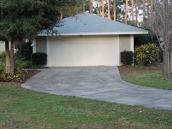 2nd image of 5924 95th Street Cir E