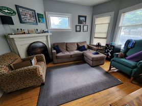 2206 E Locust St, Milwaukee, WI