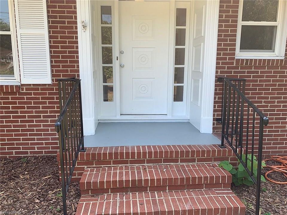1st image of 608 E Stadium Dr