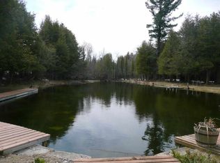 4571 N 15th Rd, Mesick, MI 49668