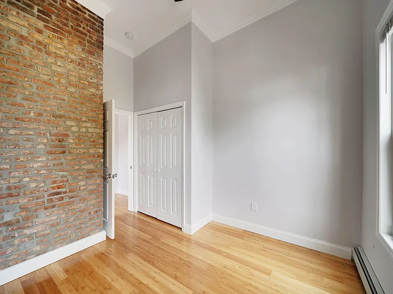 132 Lincoln St #6RIGHT — Photo 12